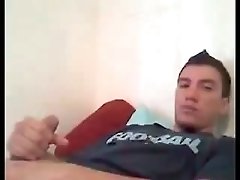 Latino bandit jerks off his young dick and cums