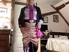 Outfit with a pink skirt and purple blouse