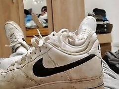 Nice to fuck my Nike Air Force