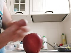 Cum on fruits! I love apples!