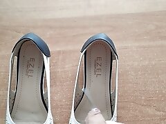 Cum in moms sandals