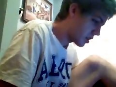 Fingering his balls and jerking off on webcam